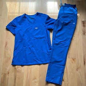 Figs Yola and Catarina Electric Blue Scrub Set, Size XS